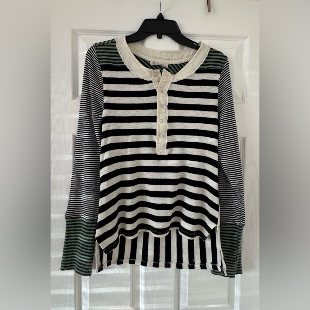 We The Free Black, White & Green Striped Lightweight Sweater